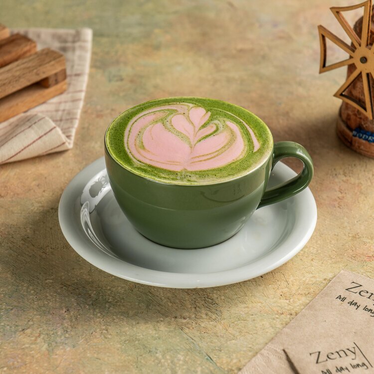 STRAWBERRY MATCHA